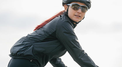 UV-resistant jacket for cycling, running and hiking