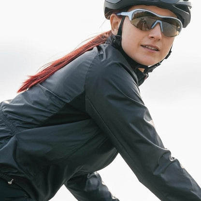 UV-resistant jacket for cycling, running and hiking